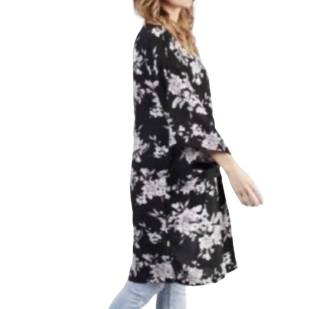 SPIRITUAL GANGSTER Floral Kimono Robe Sz One Size
